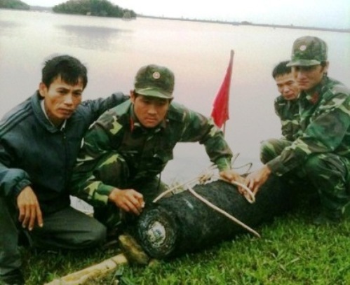 Phát hiện quả bom hơn 220 kg tại âu thuyền tránh bão