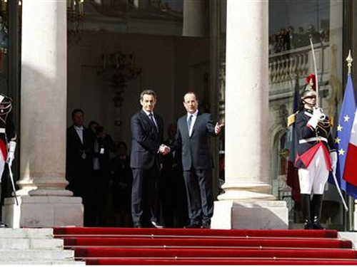 Ông François Hollande nhậm chức Tổng thống Pháp
