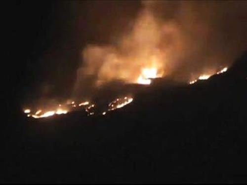 "Israel phóng rốc két“ rung chuyển Damascus