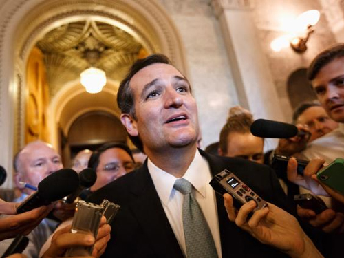 TNS Ted Cruz phát biểu tổng cộng hơn 21 giờ