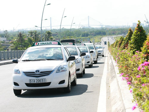 Taxi Vinasun - “An toàn, sang trọng, chu đáo và giá cước cạnh tranh”