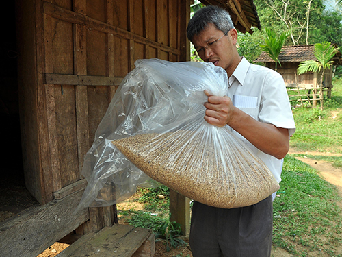 Bệnh “lạ”: Dân không tin ngành y tế