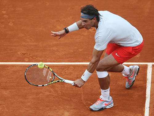 Nadal lại phải thắng ngược dòng