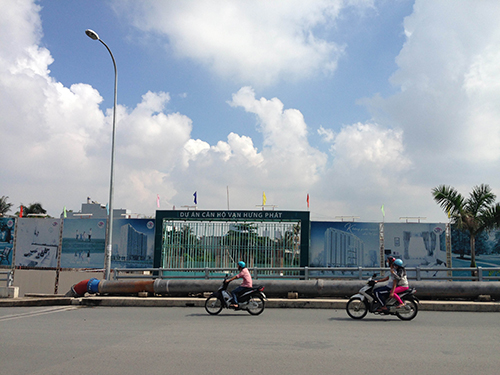 Bùng nổ kiện giao nhà chậm