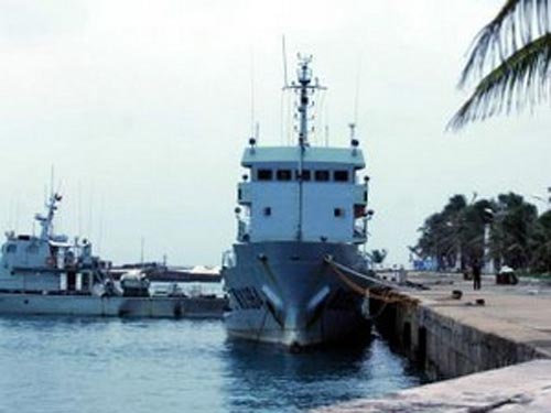 Trung Quốc đòi thông tuyến du lịch trái phép đến Hoàng Sa