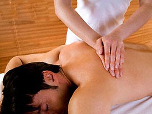 Mở quán massage để... trộm tài sản của khách
