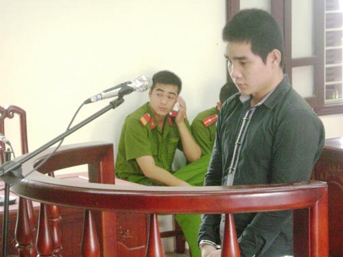 Đi ăn cưới, đâm chết người lãnh 11 năm tù