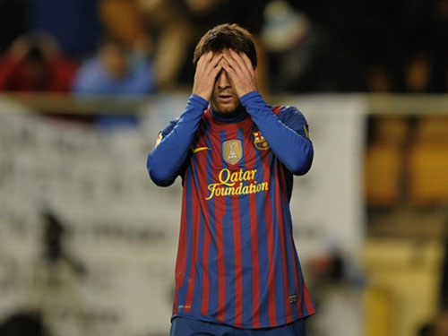 Barca bị Real bỏ xa đến 7 điểm