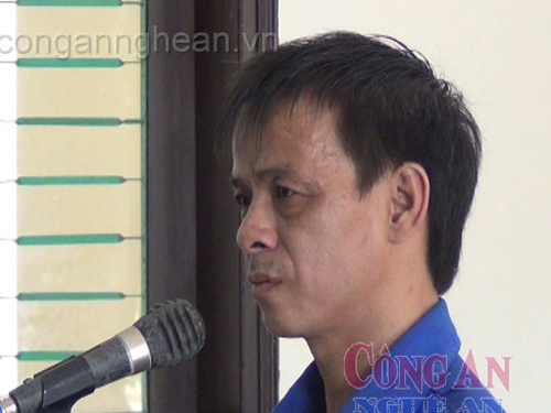 Đánh chết người không rót nước cho mình