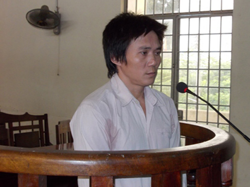 Tù chung thân cho gã cha dượng mất nhân tính