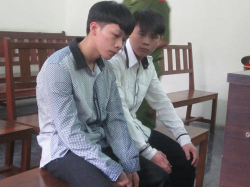 Chết oan do cướp điện thoại đòi bồi thường