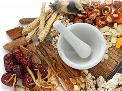 Thầy thuốc chết do ngộ độc thuốc đông y