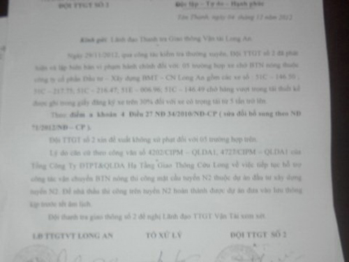Thanh tra giao thông Long An “cứu” xe vi phạm?