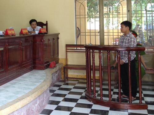 Bị phát hiện lấy cắp, thiếu niên giết người