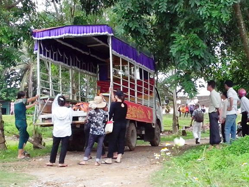 Hai mạng người đổi một con chó