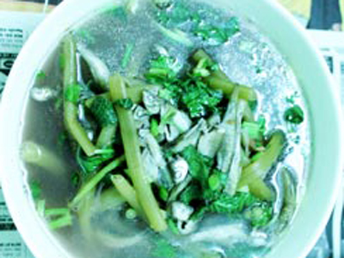 Canh chua bông súng