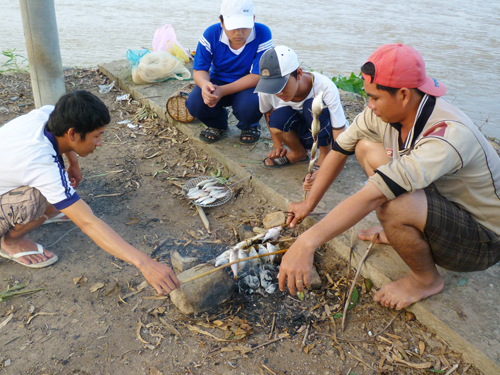Về miền Tây săn sản vật mùa lũ