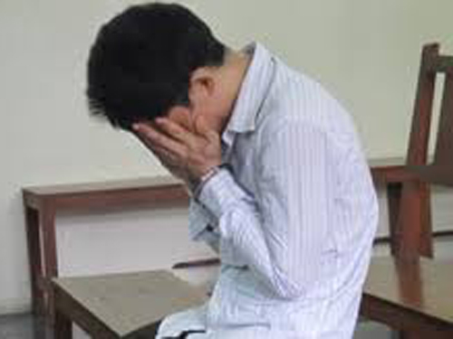 Hiếp dâm trẻ em, bỏ trốn 9 năm