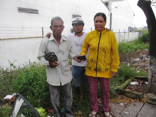 Vờ mua hàng, trộm iPhone, bị “hiệp sĩ” bắt