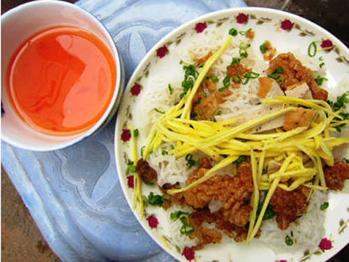 Bánh nghệ xứ Phan