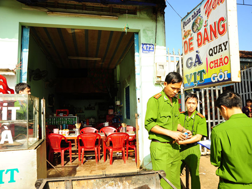 Hỗn chiến giữa đêm, hai người bị thương vong
