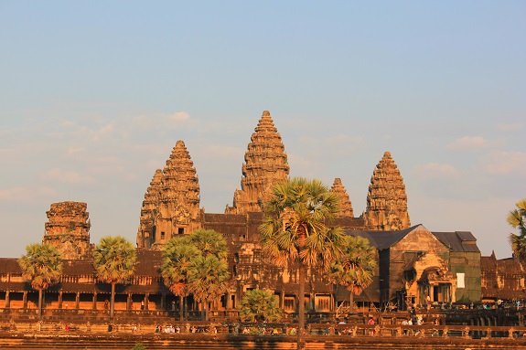Campuchia những ngày tháng 4