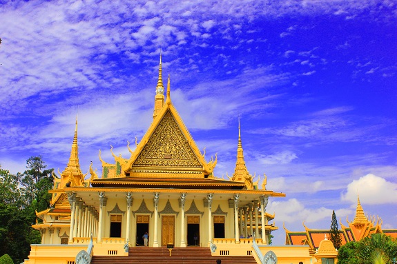 Campuchia những ngày tháng tư