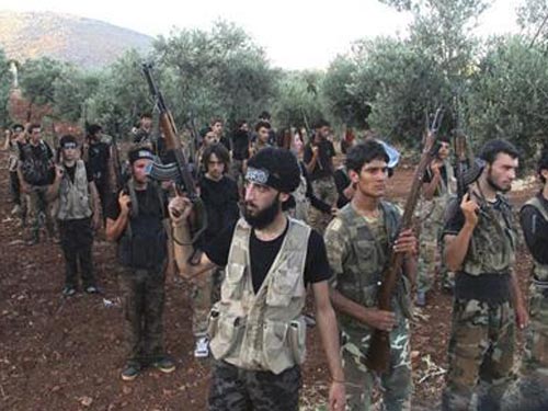 Quốc hội Mỹ trì hoãn vũ trang cho quân nổi dậy Syria