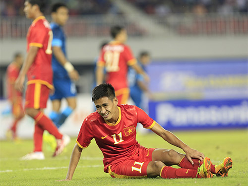 Thua U23 Singapore, U23 Việt Nam tự đẩy mình vào ngõ hẹp