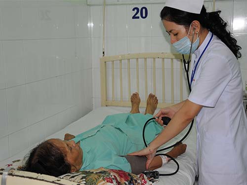Người cao huyết áp ăn gì, tránh gì?