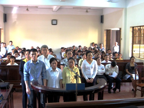 Nhân viên điện lực “ăn” hàng chục tỉ đồng