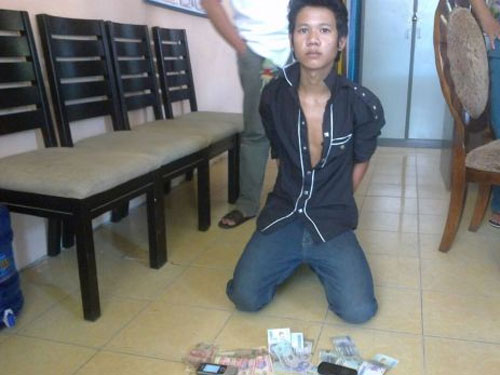 “Hiệp sĩ” bắt kẻ dọa rạch mặt để tống tiền