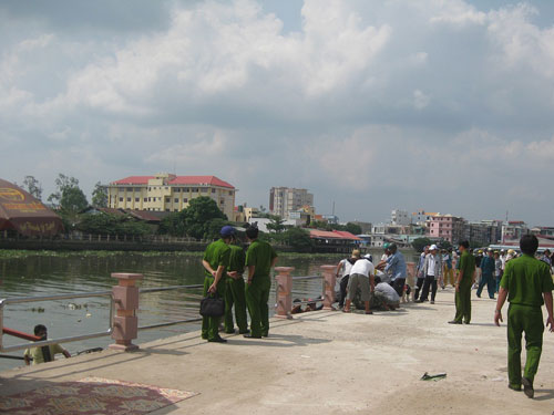 Nhậu xỉn, rơi xuống sông thiệt mạng