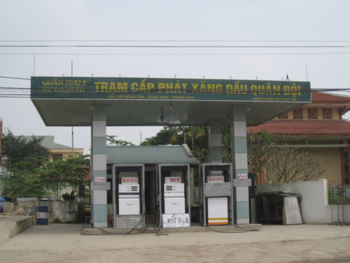 Nhiều cây xăng đột ngột “mất điện”, “hết hàng”