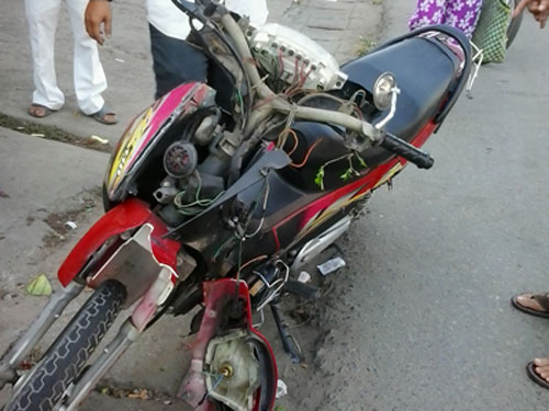 Qua đường đột ngột, gây họa