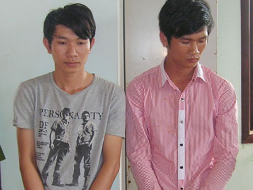 Bắt 2 kẻ hiếp dâm