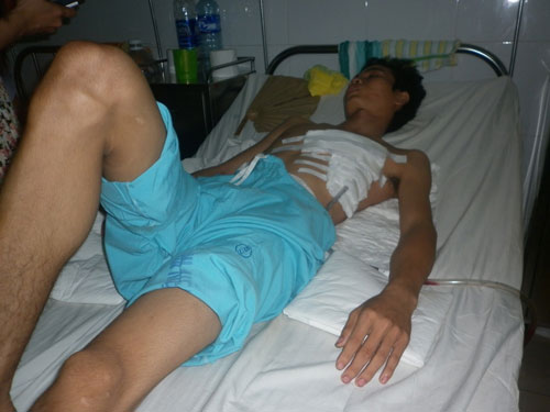 Rủ bé gái 12 tuổi làm “chuyện người lớn”
