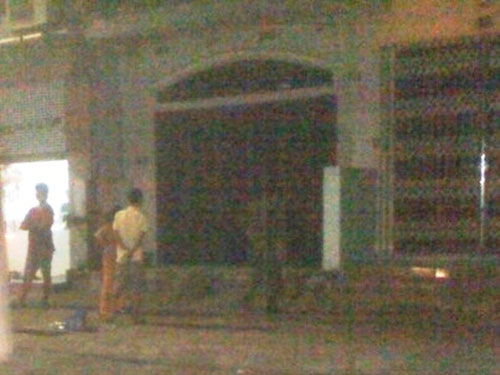 Xả súng kinh hoàng, 2 người trọng thương