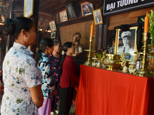 Quê nhà mãi nhớ đại tướng