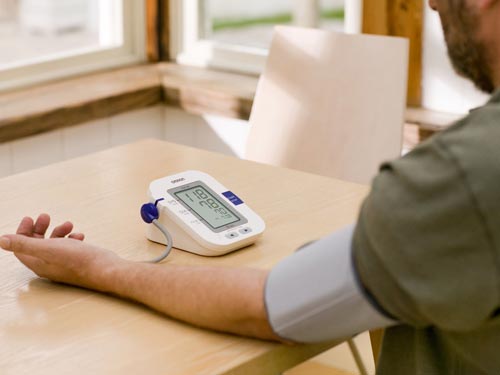 Cao huyết áp khiến não sớm lão hóa