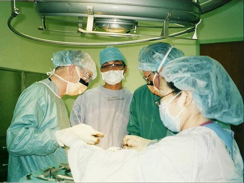 Cứu sống bệnh nhân vỡ động mạch chủ bụng