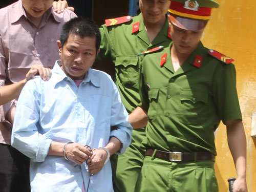 Yêu đơn phương, cắt cổ thiếu nữ