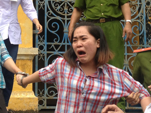 Tử hình kẻ giấu ma túy trong nội y