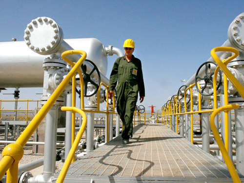 Iran tuyên bố không cần bán dầu cho châu Âu