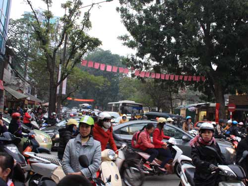 Đổi giờ học, giờ làm: Bụng đói làm sao học!