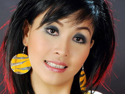 Kiều Oanh: Thiếu cười, đời tôi héo hon!