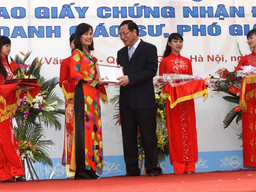 Sẽ “lạm phát” giáo sư, phó giáo sư?