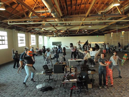 Hết Gangnam Style, đến thời của Harlem Shake?