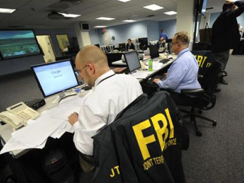 FBI giám sát người dùng Google