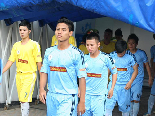 Bầu Đức mài “ngọc thô” ở V-League